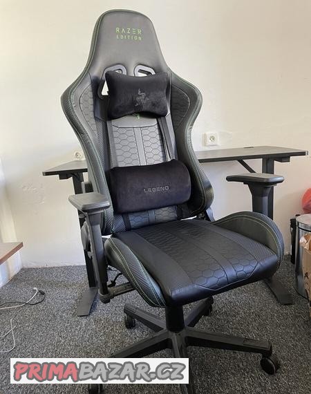 herni-zidle-razer-s-penovymi-polstarky