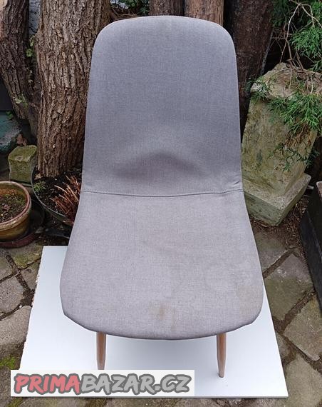 calounene-kresilko-s-drevenyma-nohama