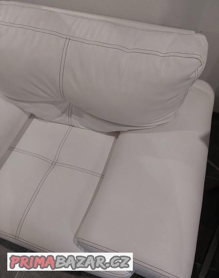 kozenkova-bila-souprava