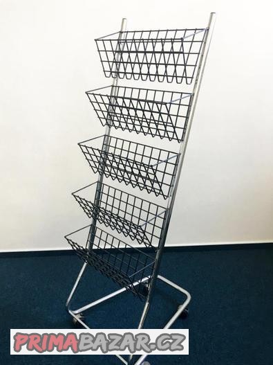 novy-pojizdny-stojan