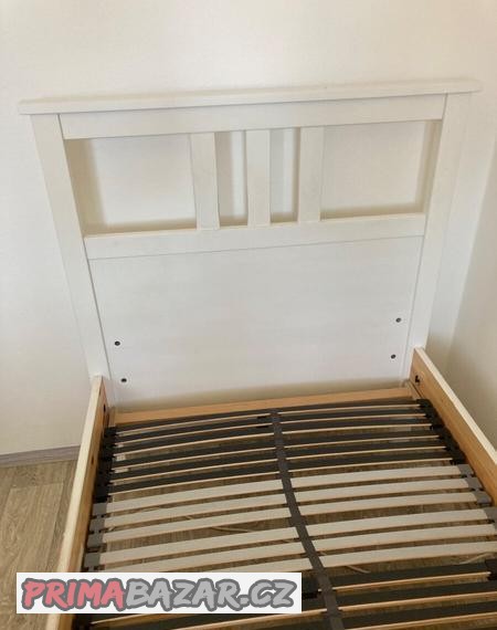 postel-hemnes-ikea-rost-matrace