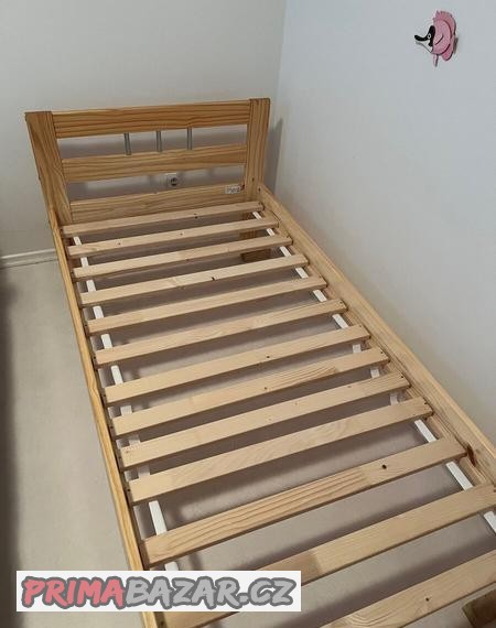 postel-z-masivu-90x200-vc-rostu-a-matrace