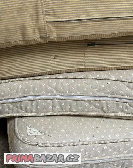 hotelova-matrace-vyrazena-pouzita-16-18-cm