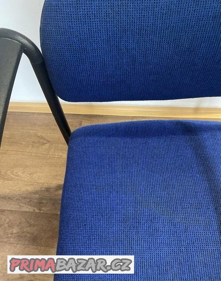 modre-konferencni-zidle