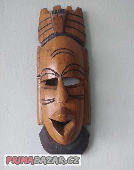 Maska dřevěná