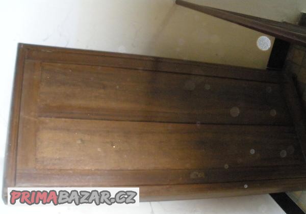 starozitna-rohova-skri