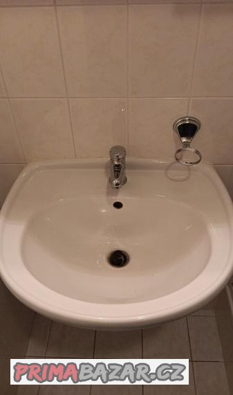 umyvadlo-60-cm-vcetne-nerezove-baterie