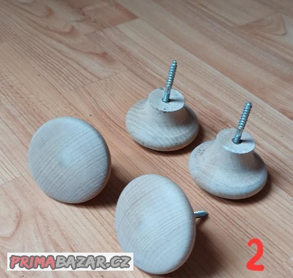 ruzne-drevene-uchytky