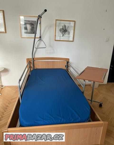 zdravotni-polohovaci-elektricke-luzko-light-beech