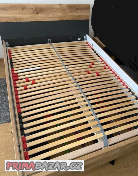 postel-140x200-s-matraci-a-rostem