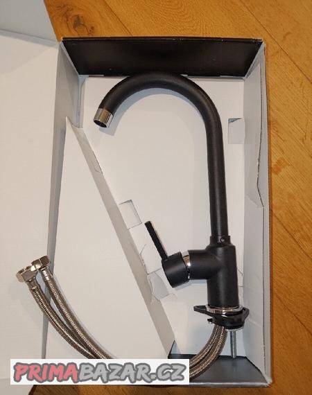 cerna-pakova-drezova-vodovodni-baterie-kohoutek-franke