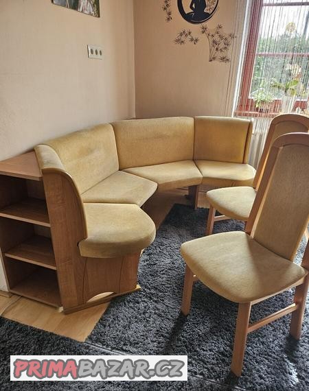 kuchynska-rohova-sedacka-a-zidle