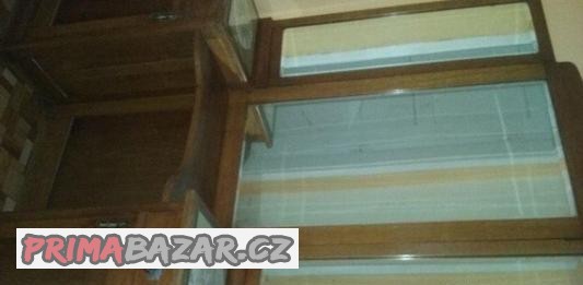 starozitny-toaletny-stolik-so-zrkadlom