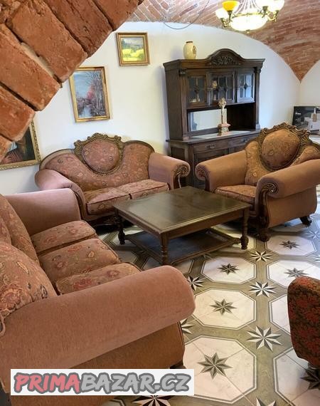 prodam peknou velkou sedaci soupravu masivni