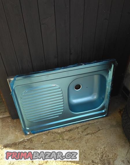 Nerezový dřez nový