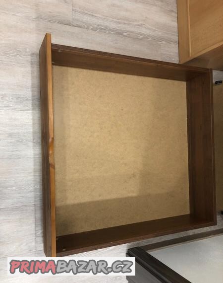 suplik-pod-postel-z-masivu-borovice