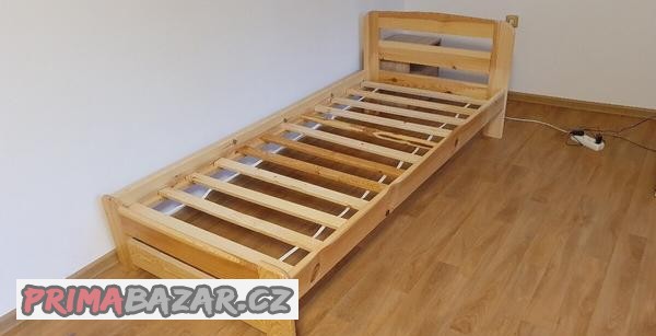 postel-z-masivu-90x200