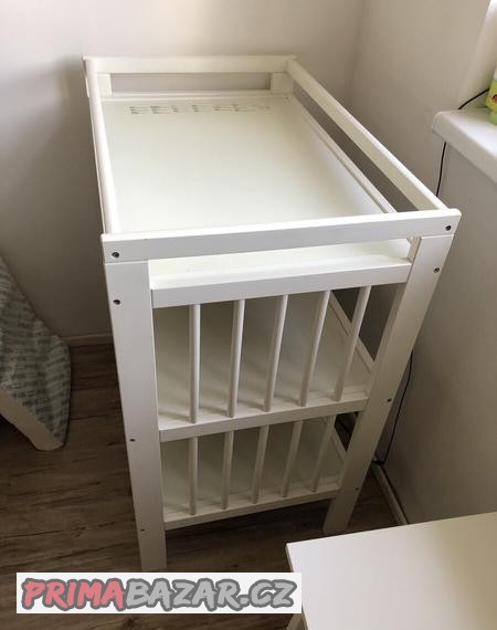prebalovaci-pult-ikea