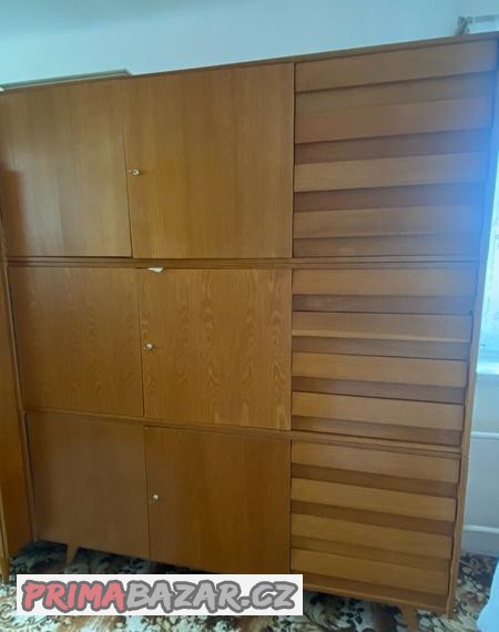 Komoda U-460 J.Jiroutek