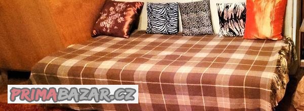 prodam-gauc-z-masivu