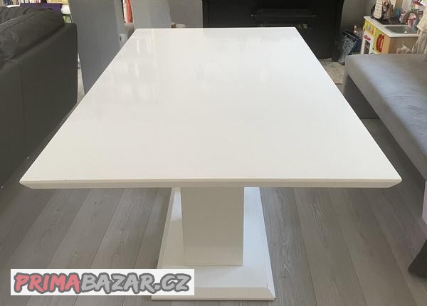 jidelni-stul-bily-lesk-180x100-cm