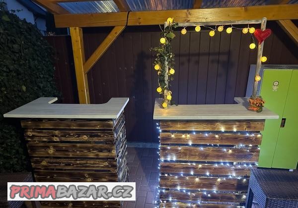 Barový stůl d 105 x š 60 x v x 115