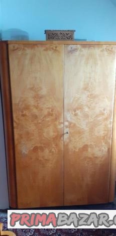 kompletni-loznice-z-padesatych-let