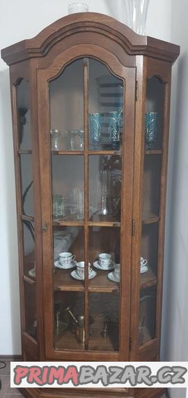 holandsky-rustikalni-nabytek-vitrina