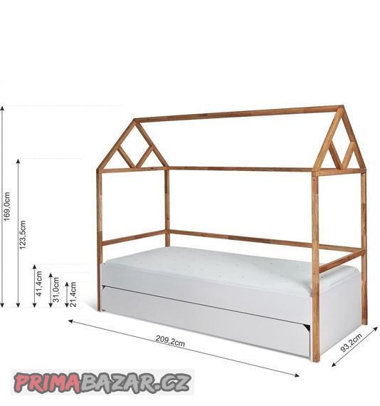 detska-postel-domecek-s-suplikem