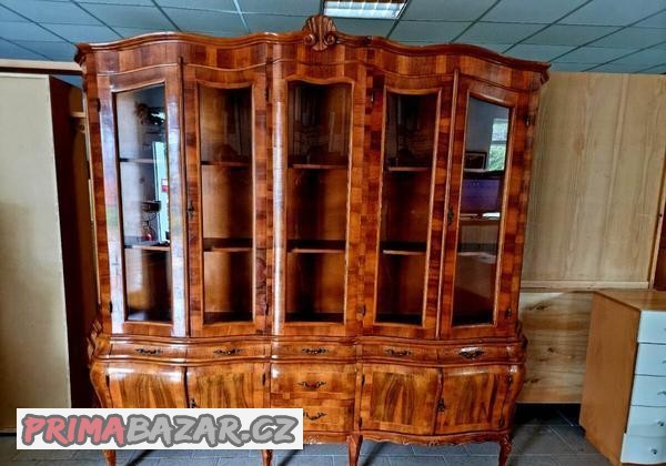 krasna-antik-rucne-rezbovana-vitrina-knihovna-top
