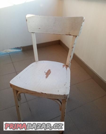 stare-kuchynske-zidle-thonet