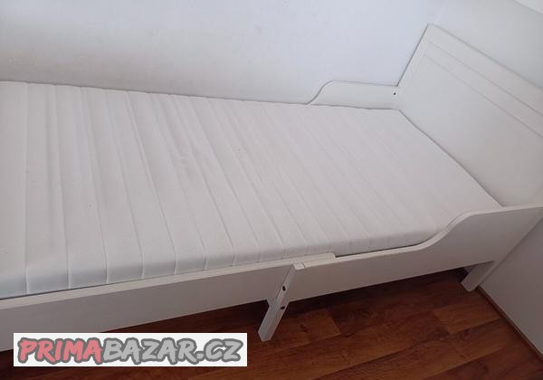 rostouci-postel