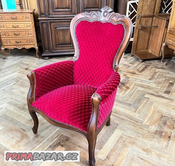 Křeslo zámecké, dub masiv, řezby, vínové čalounění