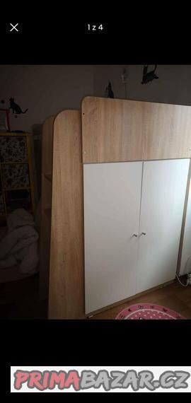 patrova-postel-se-skrini