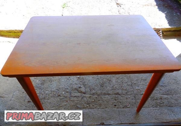 stul-85x120-v-76-cm