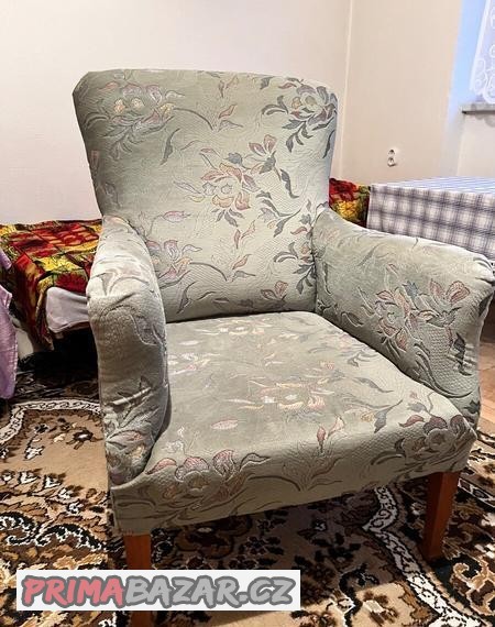 rozkladaci-sedacka-a-2-kresla