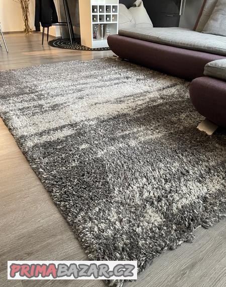 sedy-koberec-bonami-230-x-160-cm-krasny-stav
