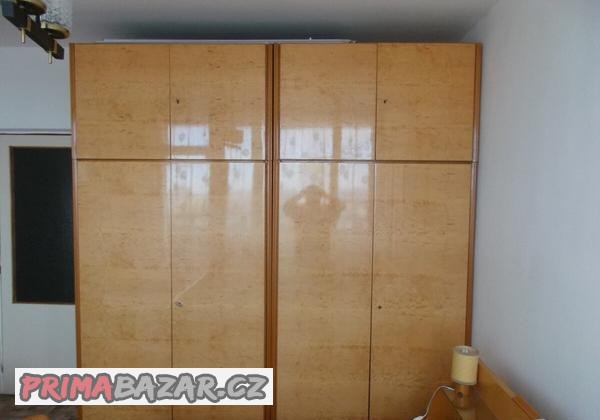 loznice-valenda-s-uloznym-prostorem