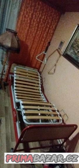 mechanicka-polohovaci-postel