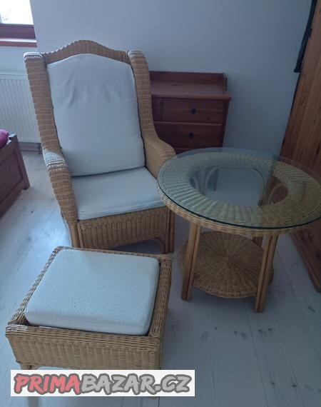 ratanovy-set-kresla-a-stolku