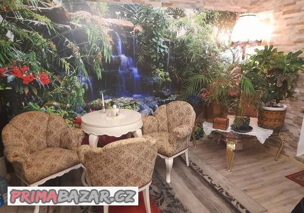 krasna-starozitna-sedaci-souprava-sofa-stul-a-3kresilka-komo