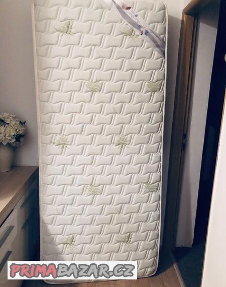 prodej-2-ks-matrace-90x200-z-pametove-peny-s-aloe-vera-z-pro