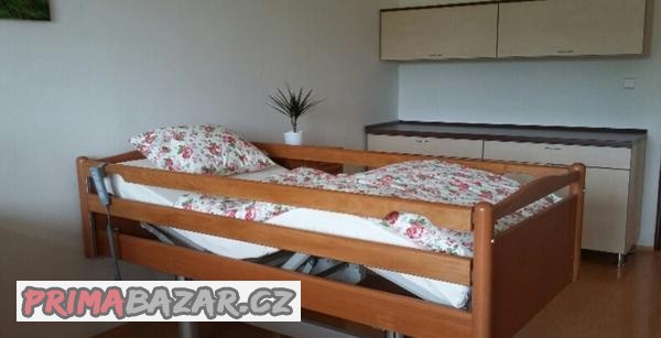 elektricka-polohovaci-postel