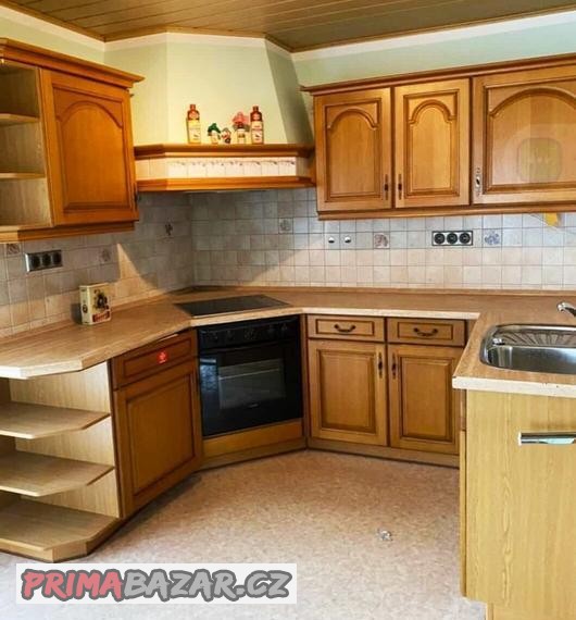 drevena-kompletni-kuchyn-nobilia-629cm