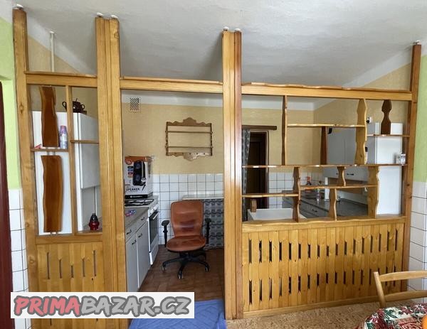 zastena-drevena-stena