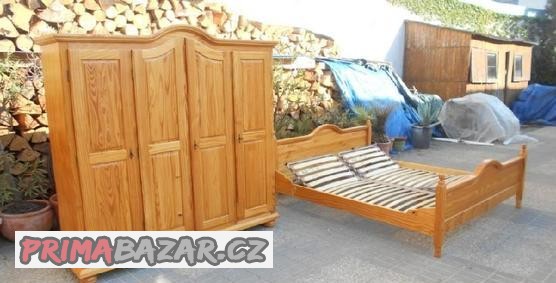 masivni-loznice-postel-skrin
