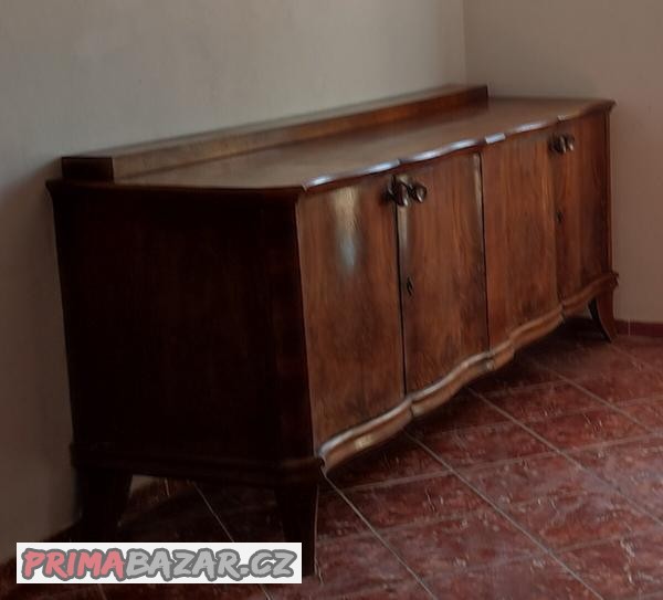 Proskl.SKŘIŃKA+ komoda- 50.léta_tzv.Republika