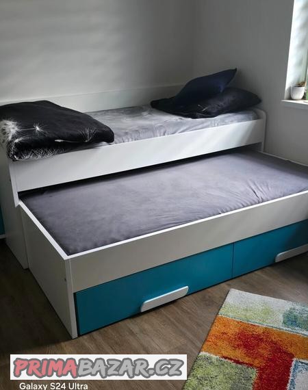 postel-s-vysuvem