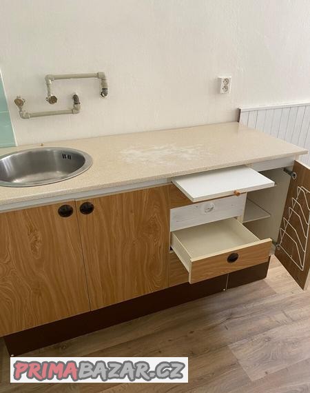 kuchynska-linka-za-odvoz