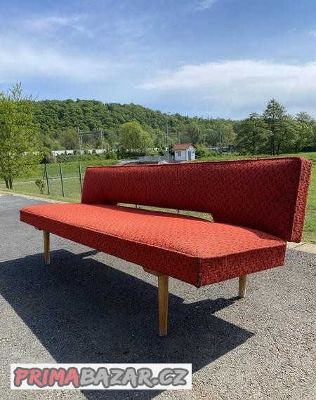 design-pekna-pohovka-navratil